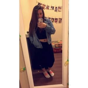 Meet your Posher, Alexis